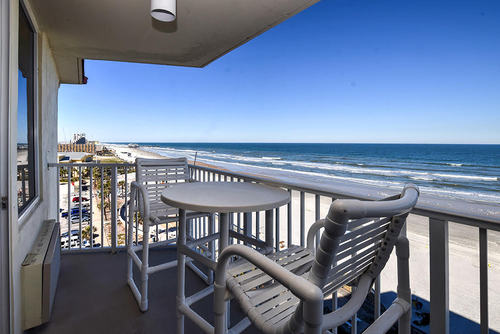 Direct Oceanfront Penthouse unit 814